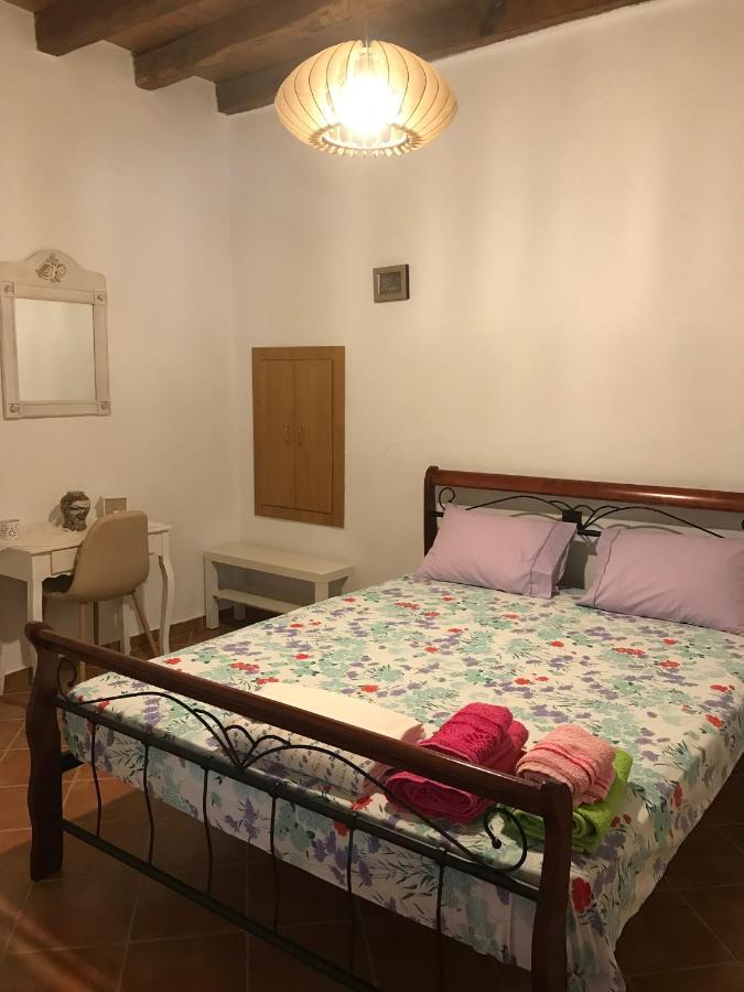 הוילה סיקיה Kyr Gianni Mansion מראה חיצוני תמונה