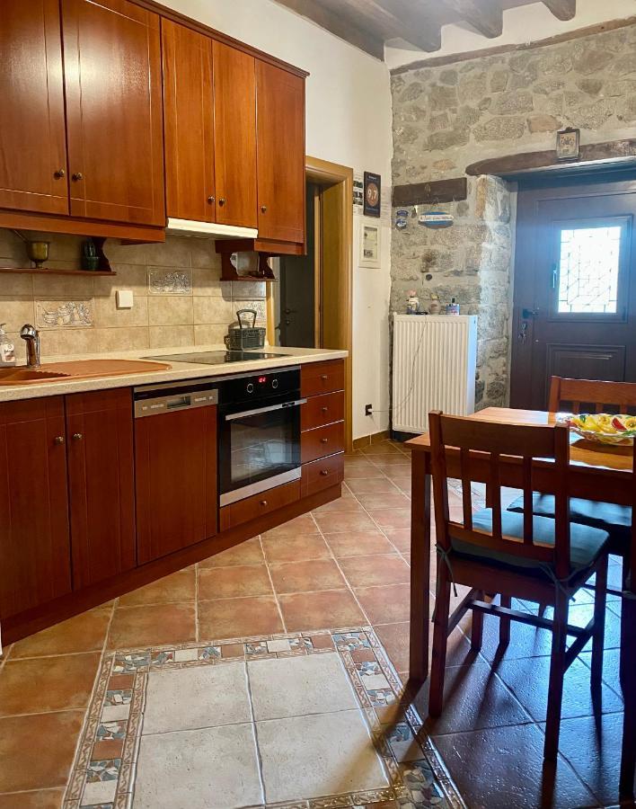 הוילה סיקיה Kyr Gianni Mansion מראה חיצוני תמונה