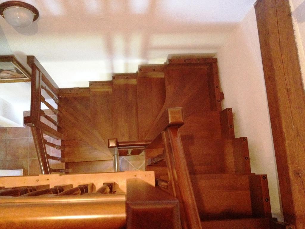 הוילה סיקיה Kyr Gianni Mansion מראה חיצוני תמונה