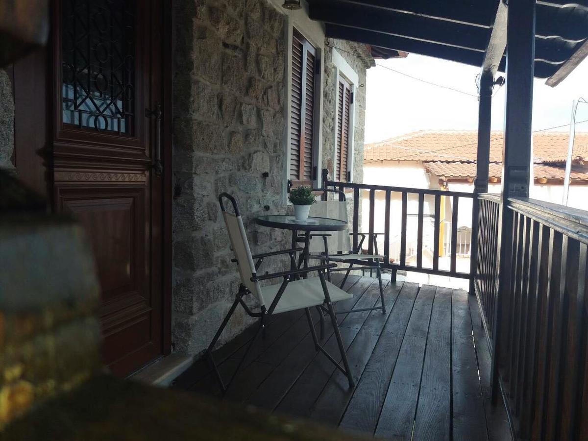 הוילה סיקיה Kyr Gianni Mansion מראה חיצוני תמונה